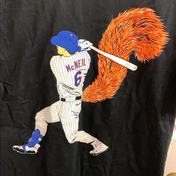 New York Mets Jeff McNeil T-shirt - Picture 2 of 3